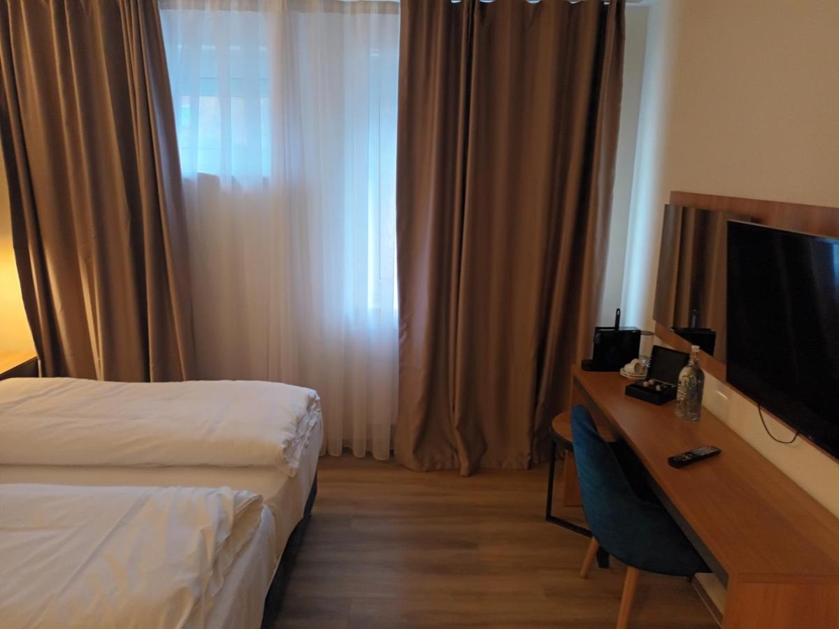 O&O Hotel Oberursel Zentrum Exteriör bild